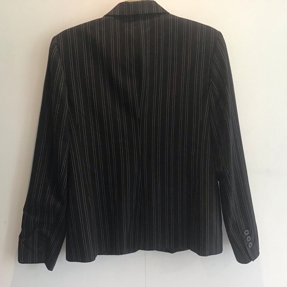 The Limited Stretch Black and White Pinstripe two button lined blazer Sz Large - Picture 2 of 5